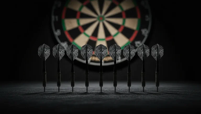 Negen darts pijlen gerangschikt naast een dartbord